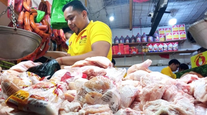 Pollo y frijoles suben de precio en mercados de Managua previo a la noche buena