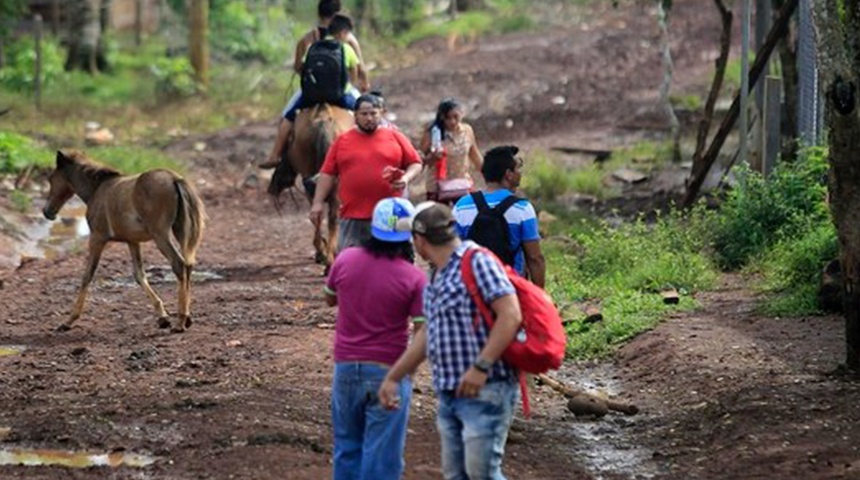 La trocha se convierte en ruta de escape de nicaragüenses que huyen hacia Costa Rica