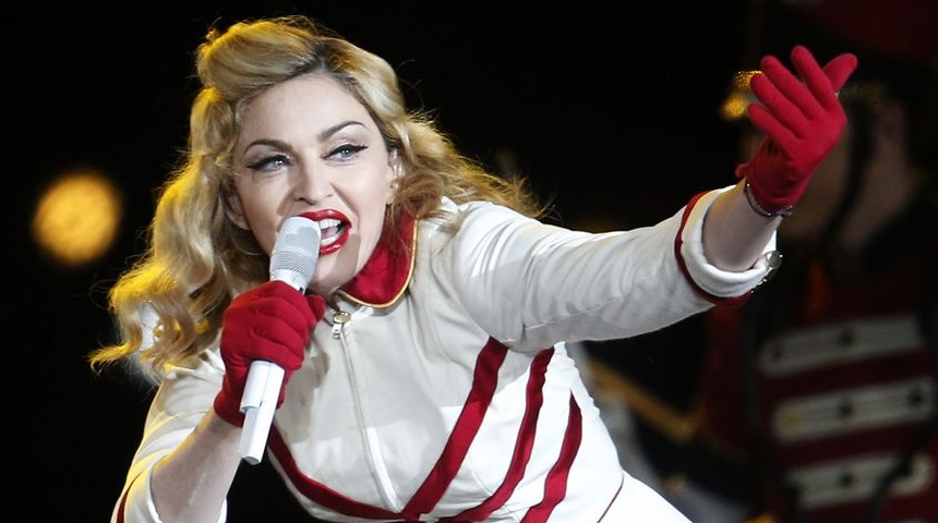 Madonna cumple 65 años recuperándose para su gira mundial y sin ganas de parar