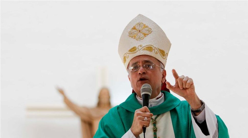 Monseñor Báez: lavarnos los pies unos a otros es renunciar a dominar, la "Última Cena"