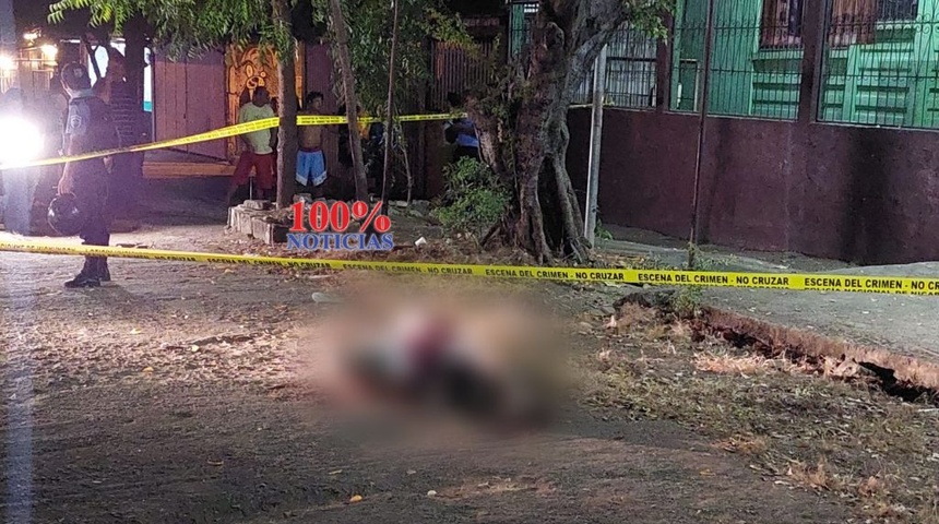 Delincuentes asesinan a hombre por robarle en una calle de Managua