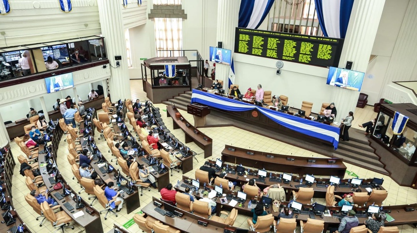 Diputados en Nicaragua aprueban Ley para la vigencia de la cédula vencida para votar