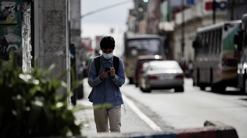 El Gobierno de Costa Rica elimina el uso de la mascarilla y se retracta sobre las vacunas