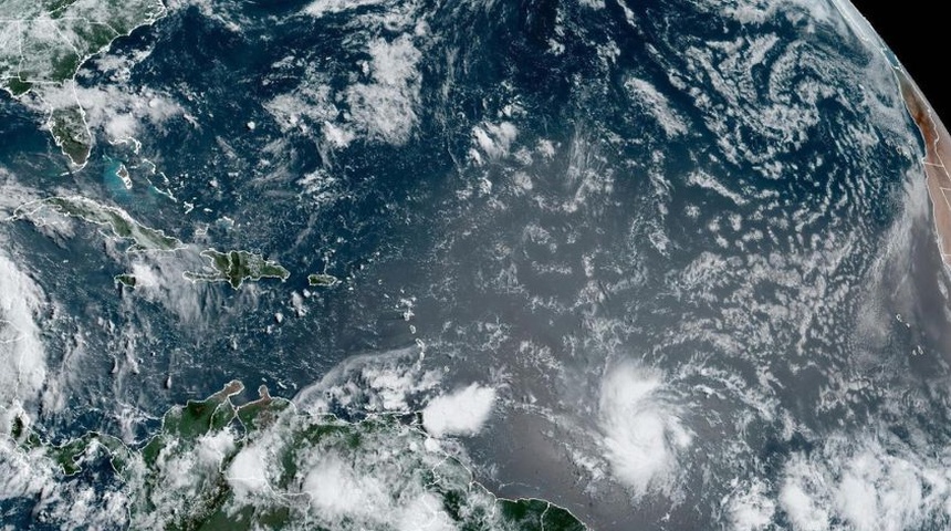 Emiten alerta de huracán por tormenta tropical Beryl en el caribe