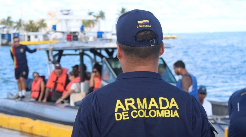 Armada colombiana salva a 10 migrantes en peligrosa travesía a Nicaragua