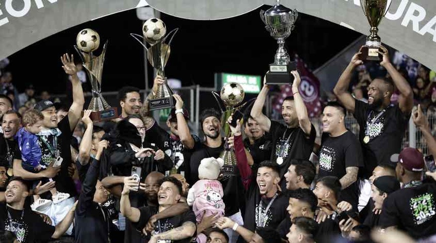 Entrenadores mexicanos y argentino buscarán destronar al Saprissa en la liga de Costa Rica