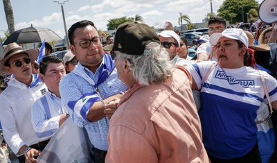 opositores nicaraguenses agredidos marcha miami