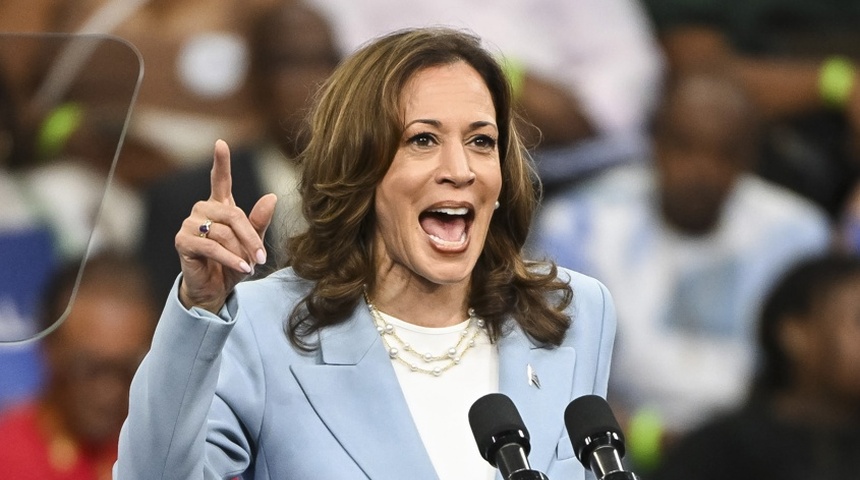 Harris tiene una ligera ventaja de un punto frente a Trump en elecciones, según encuesta