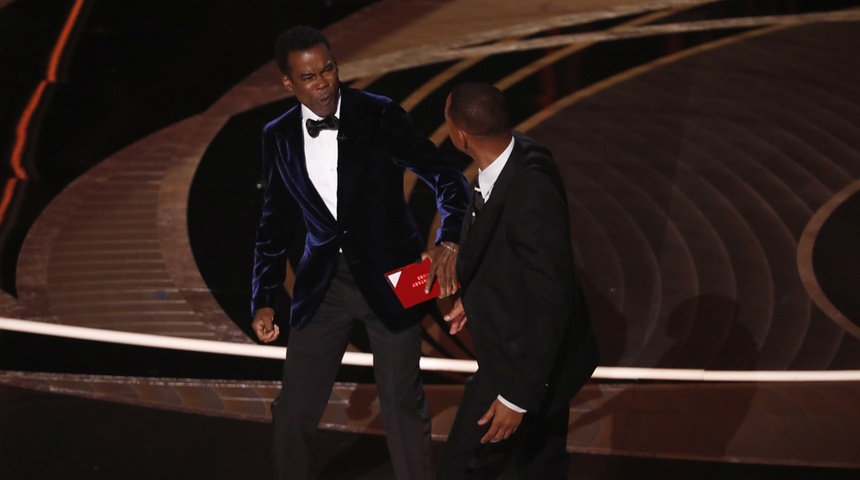 Chris Rock no ha presentado cargos contra Smith tras altercado en los Óscar