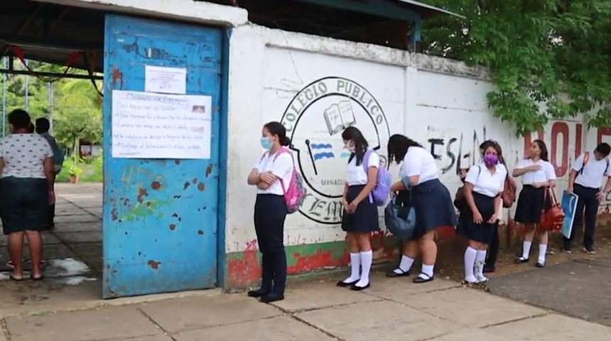 Maestros de colegios públicos denuncian amenazas para obligados a votar este 7 de noviembre