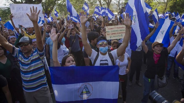 manifestantes nicaragüenses piden justicia crímenes