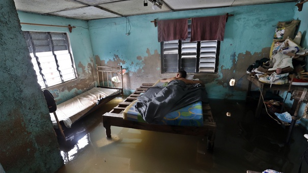 cuna inundaciones casas huracan milton