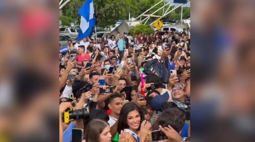 Sheynnis Palacios llega a El Salvador convencida de ganar primera corona de Miss Universo para Nicaragua