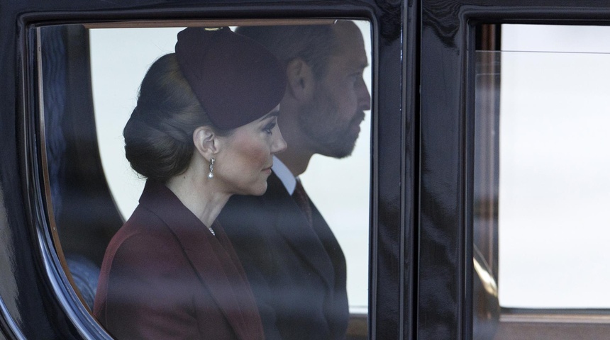 Catalina y Guillermo se unen al recibimiento al emir de Catar en su visita de Estado