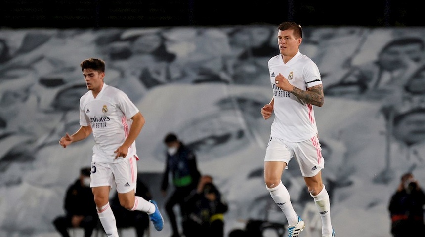 El Real Madrid anuncia que Kroos sufre una pubalgia