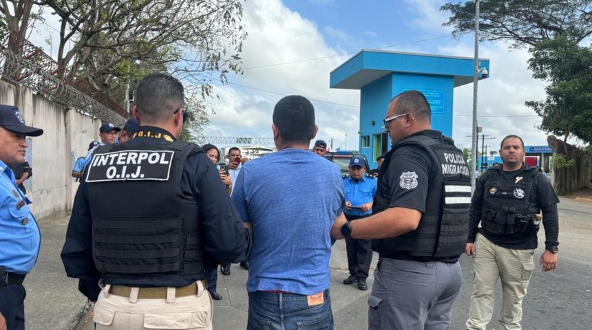 Nicaragüenses solicitantes de refugio no están seguros en Costa Rica tras extradición de opositor, asegura abogado