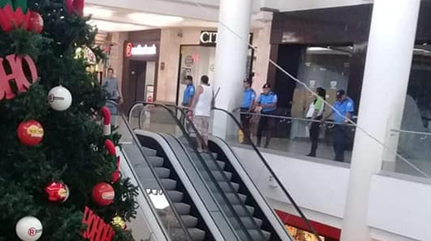 Defensores de derechos humanos rechazan presencia policial en centros comerciales de Managua