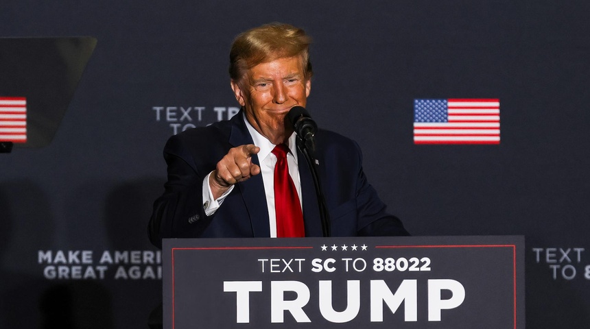 "Al partido de Trump le importan un comino los latinos", dice la campaña de Biden