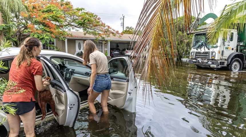 Florida declara el estado de emergencia por graves inundaciones en cinco condados sureños