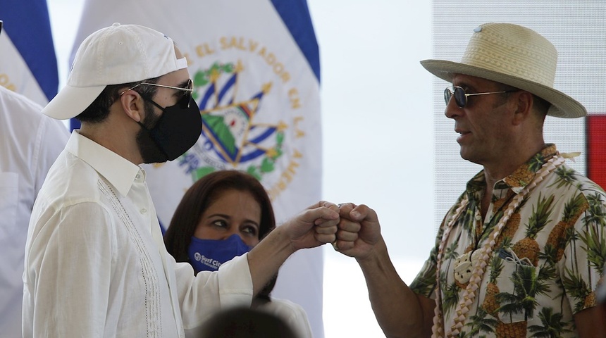 El Salvador inaugura el torneo clasificatorio de surf para los Juegos Olímpicos