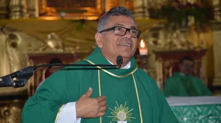 Pausa y silencio de iglesia católica en Nicaragua fue impuesto, dice obispo hondureño