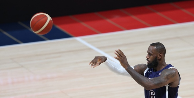 lebron james apertira juegos olimpicos