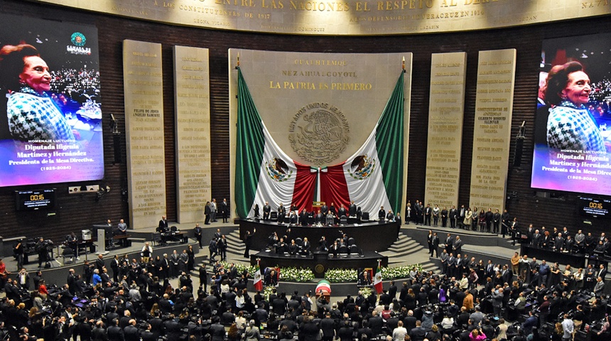 El Congreso de México despide a su difunta presidenta y líder histórica, Ifigenia Martínez