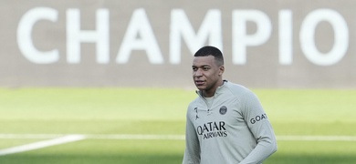 delantero psg mbappe entrena