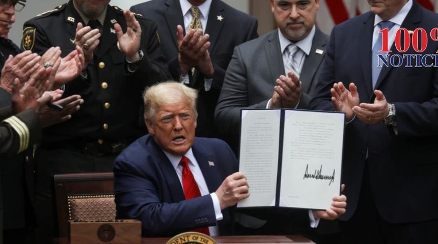 Trump firma decreto para reformar los cuerpos policiales en EEUU