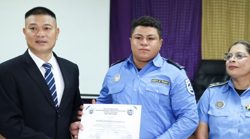 China capacita a policías nicaragüenses en criminalística, kung fu y uso de drones