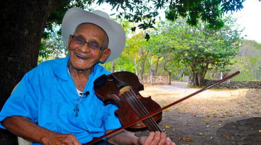 Nicaragüense creador de “El grito del bolo” cumple 106 años de vida