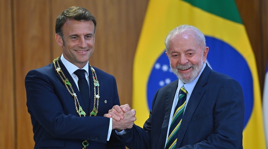 Lula y Macron afirman que el veto a la candidatura de Corina Yoris en Venezuela es "grave"