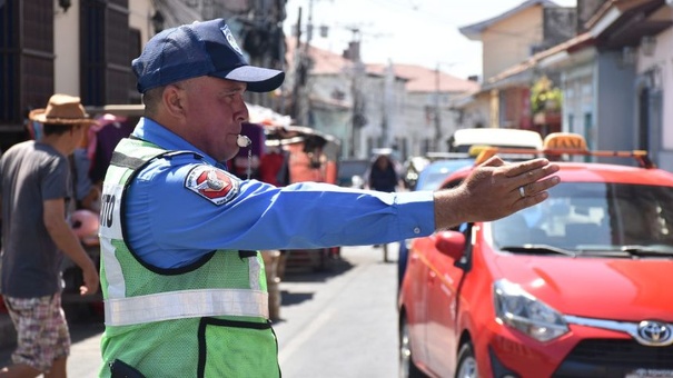 policía tránsito nacional nicaragua conductores multas