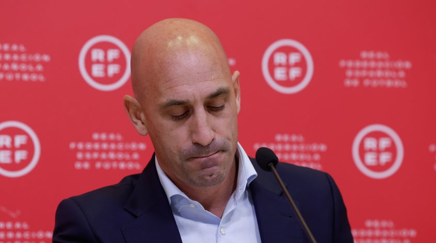 Rubiales perdería 925.761,81 euros en ingresos por la suspensión del cargo