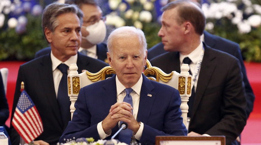 Biden encara la reunión con Xi políticamente "más fuerte" tras elecciones