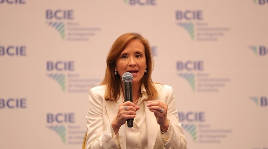 gisela sanchez presidenta bcie