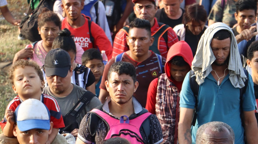 Migrantes rechazan apoyo de 110 dólares de México para ser deportados a sus países