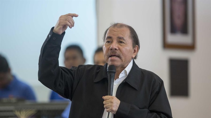 Daniel Ortega saluda a Raúl Castro y Díaz-Canel por aniversario de revolución cubana