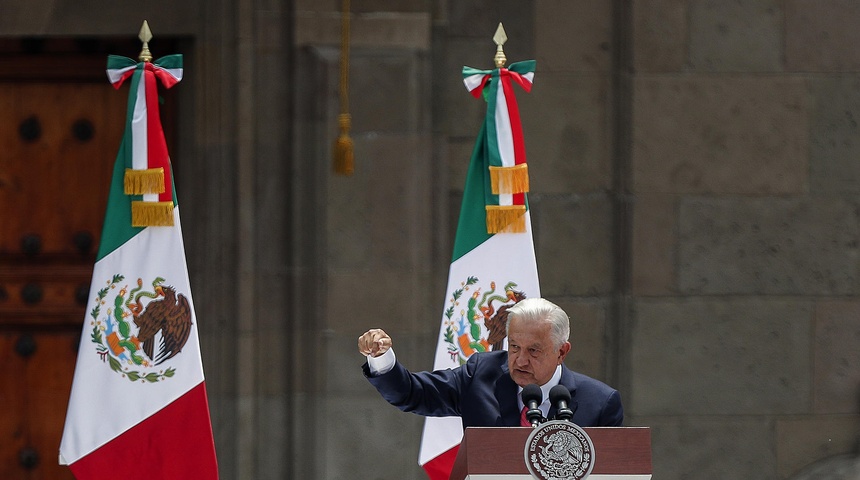 López Obrador insiste en pedir a EEUU un plan de migración sin "muros" ni "militarización"