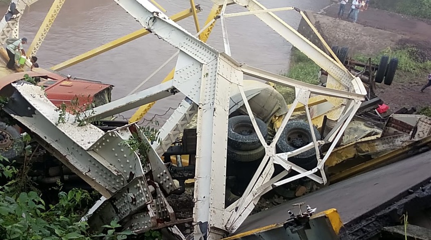 Colapsa puente Cuisalá en carretera Juigalpa-Managua