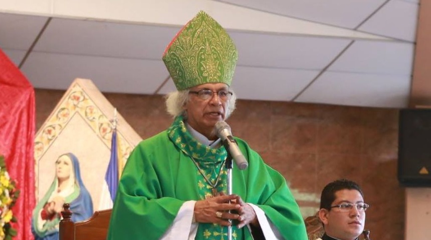 El cardenal ofrece una cruzada de oración por la paz del mundo y de Nicaragua