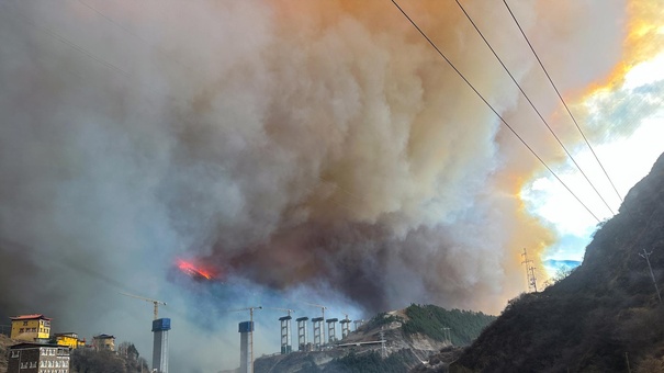 incendio forestal china evacuacion personas