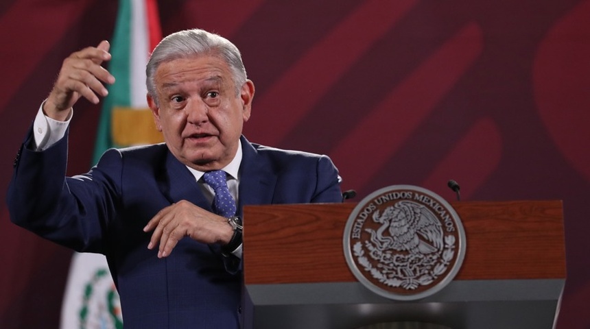 López Obrador avala inversión petrolera por parte de Carlos Slim para explotar yacimiento