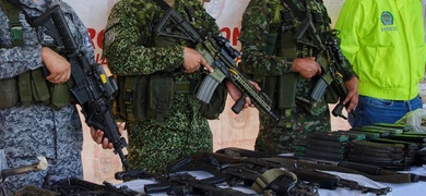 ejercito colombia custodia armas