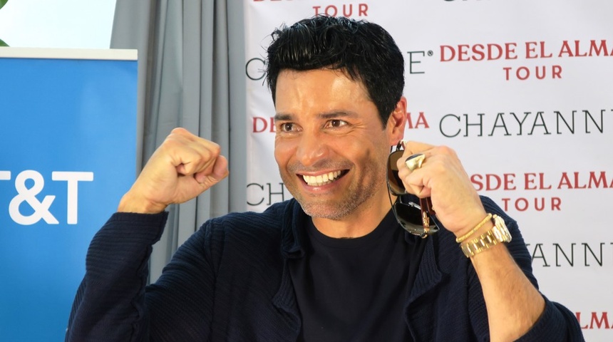 Chayanne anuncia un nuevo disco y el lanzamiento de su hija como cantante