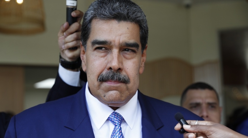 Maduro oficializa ante el ente electoral su aspiración a un tercer mandato presidencial