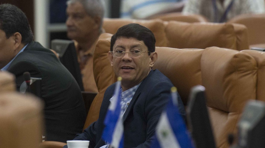 Reaparece el diputado del PLC Miguel Rosales prometiendo "nuevo liberalismo" en Nicaragua