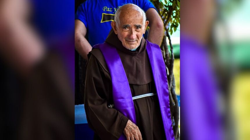 Celebran centenario del sacerdote italiano Antonino Vaccaro, 60 años al servicio de Nicaragua