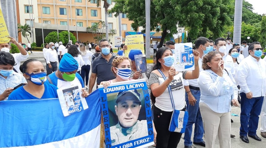 Familiares de presos políticos denuncian presiones y amenazas en penal de Tipitapa