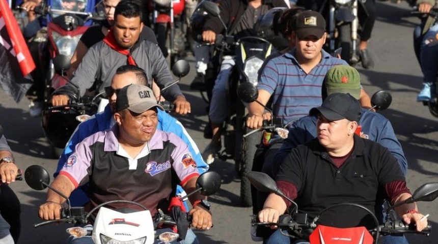 Rosario Murillo intensifica la vigilancia sobre los motociclistas en Nicaragua